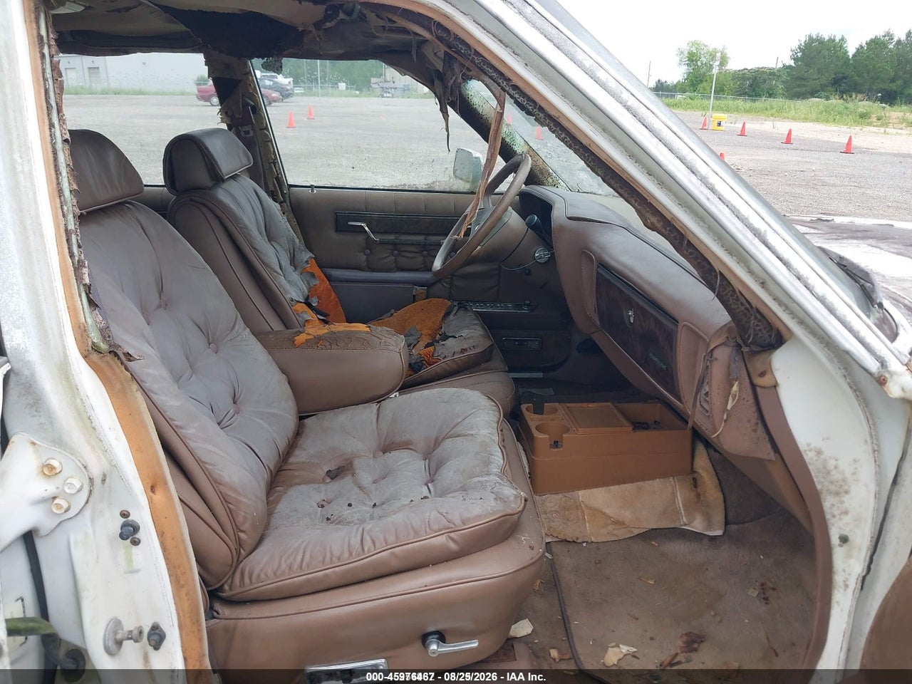 1988 CHRYSLER FIFTH AVENUE · 5/11