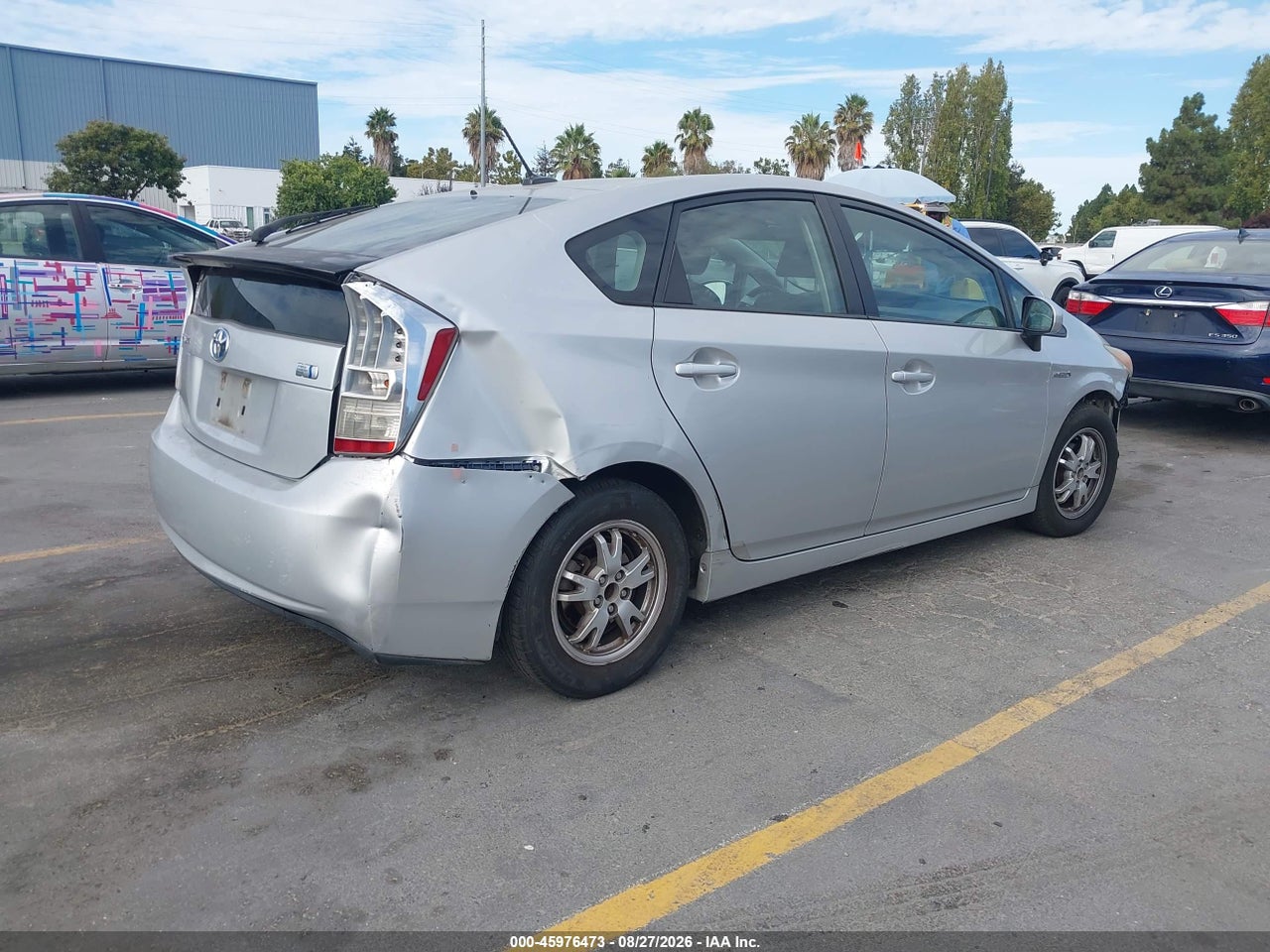 2011 TOYOTA PRIUS TWO · 4/11