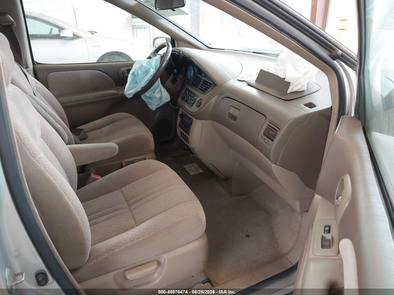 2001 TOYOTA SIENNA CE · 5/11