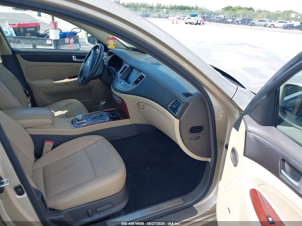 2012 HYUNDAI GENESIS 3.8 · 5/11