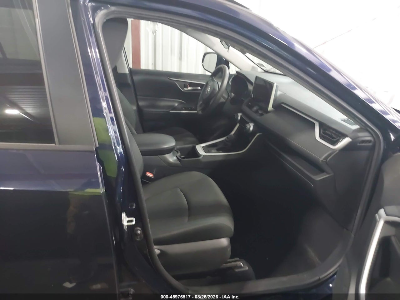 2024 TOYOTA RAV4 XLE · 5/11