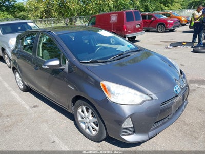 2013 TOYOTA PRIUS C THREE