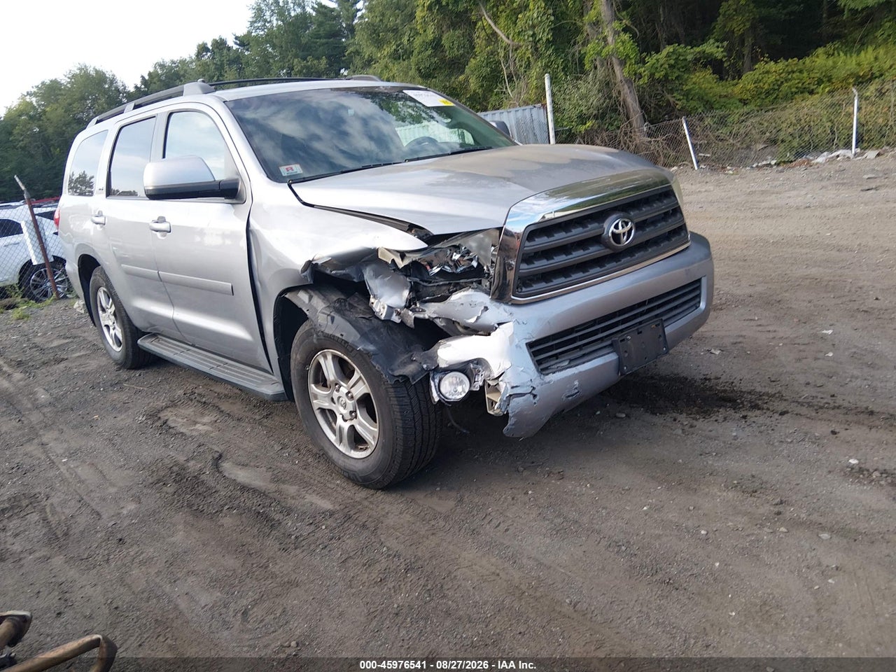 2011 TOYOTA SEQUOIA SR5 5.7L V8