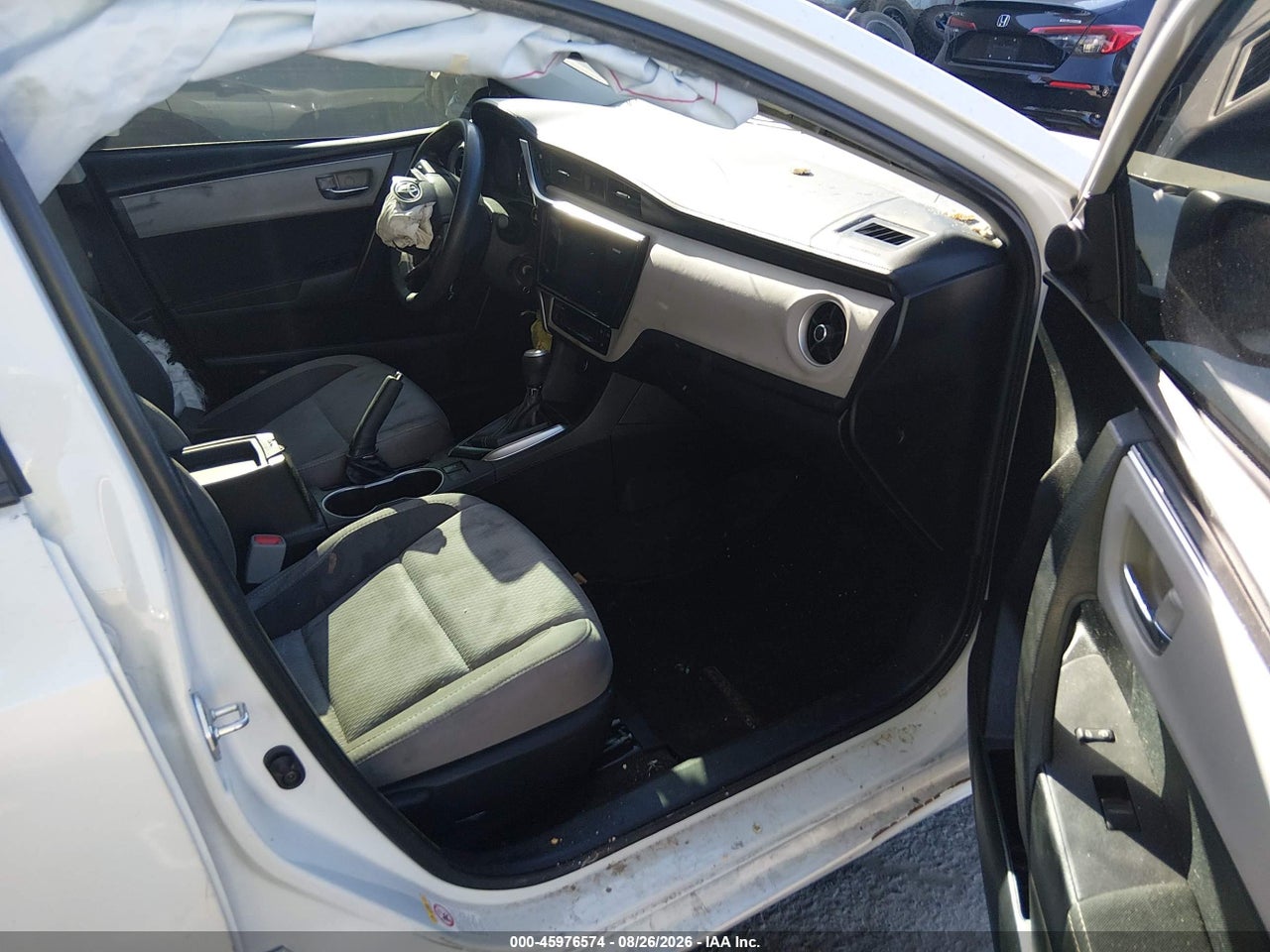 2017 TOYOTA COROLLA LE · 5/11