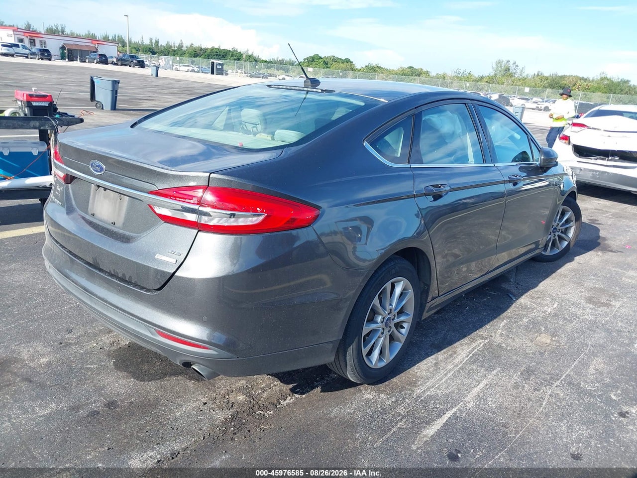 2017 FORD FUSION SE · 4/11