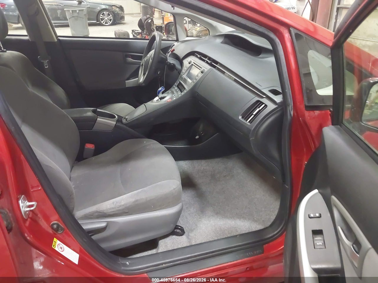 2013 TOYOTA PRIUS THREE · 5/11