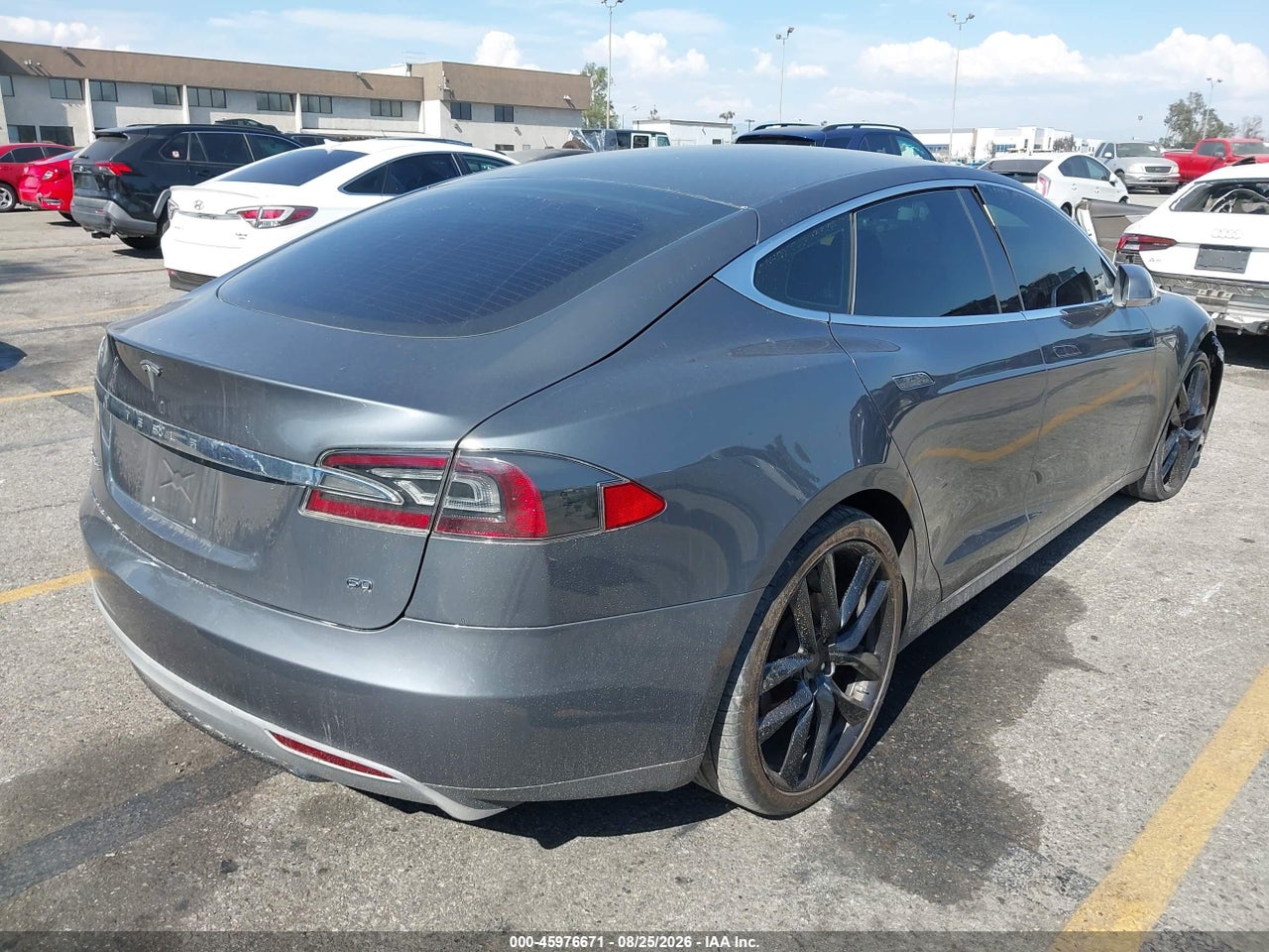 2013 TESLA MODEL S · 4/11