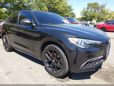 ZASPAKAN9L7****** · 2020 ALFA ROMEO STELVIO SPORT AWD