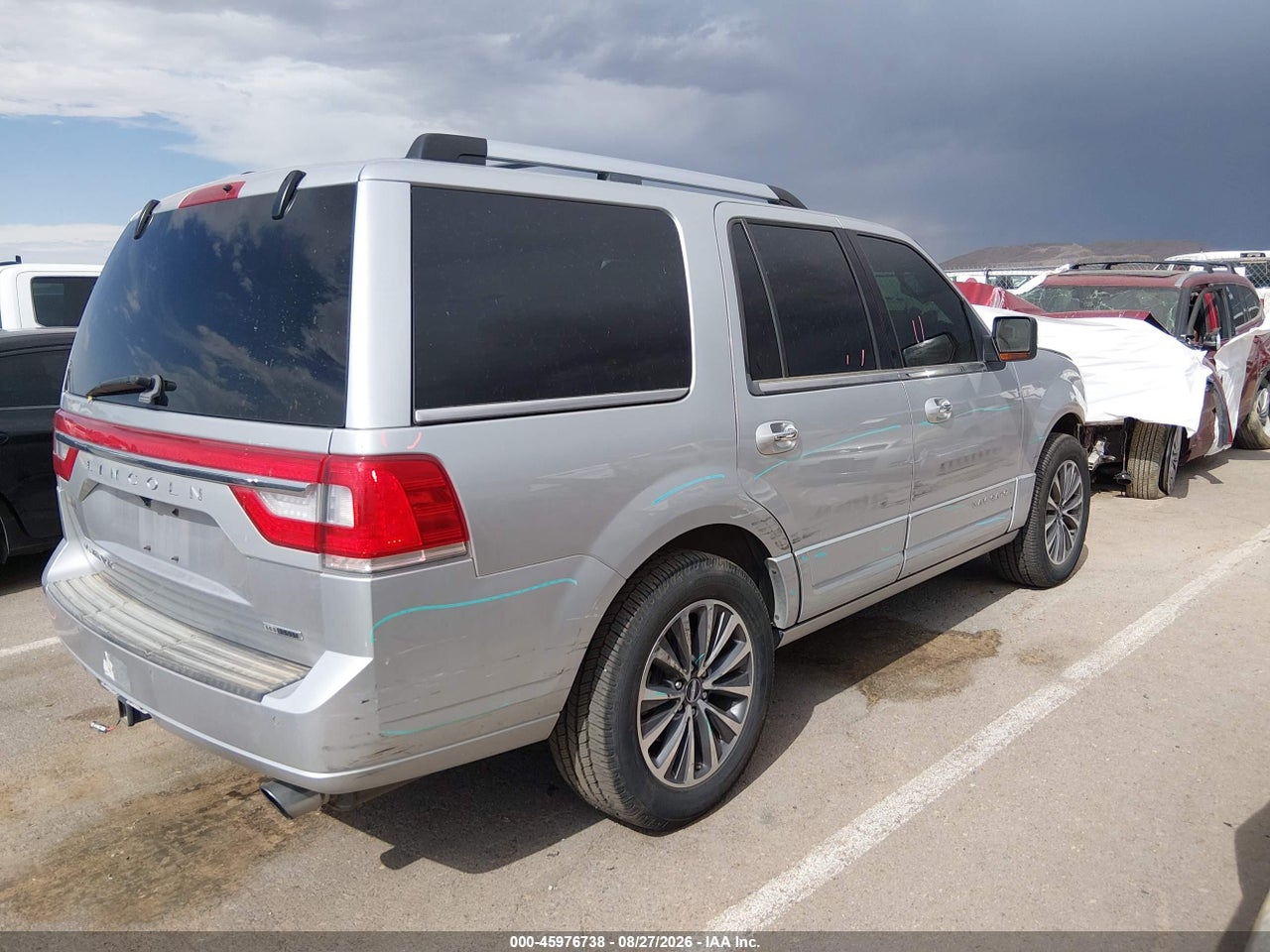 2015 LINCOLN NAVIGATOR · 4/11