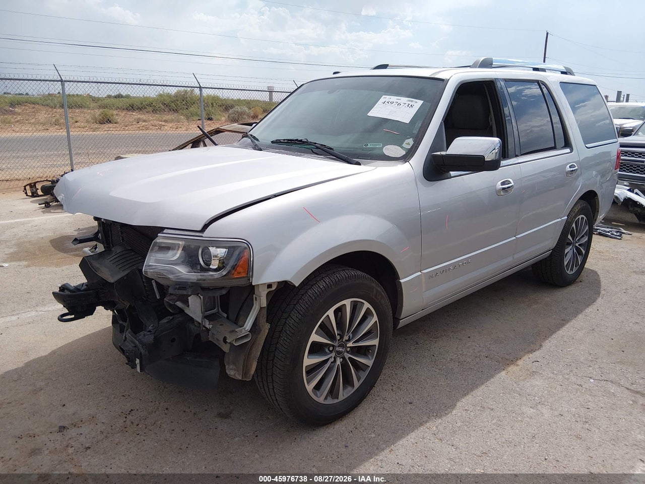 2015 LINCOLN NAVIGATOR · 2/11