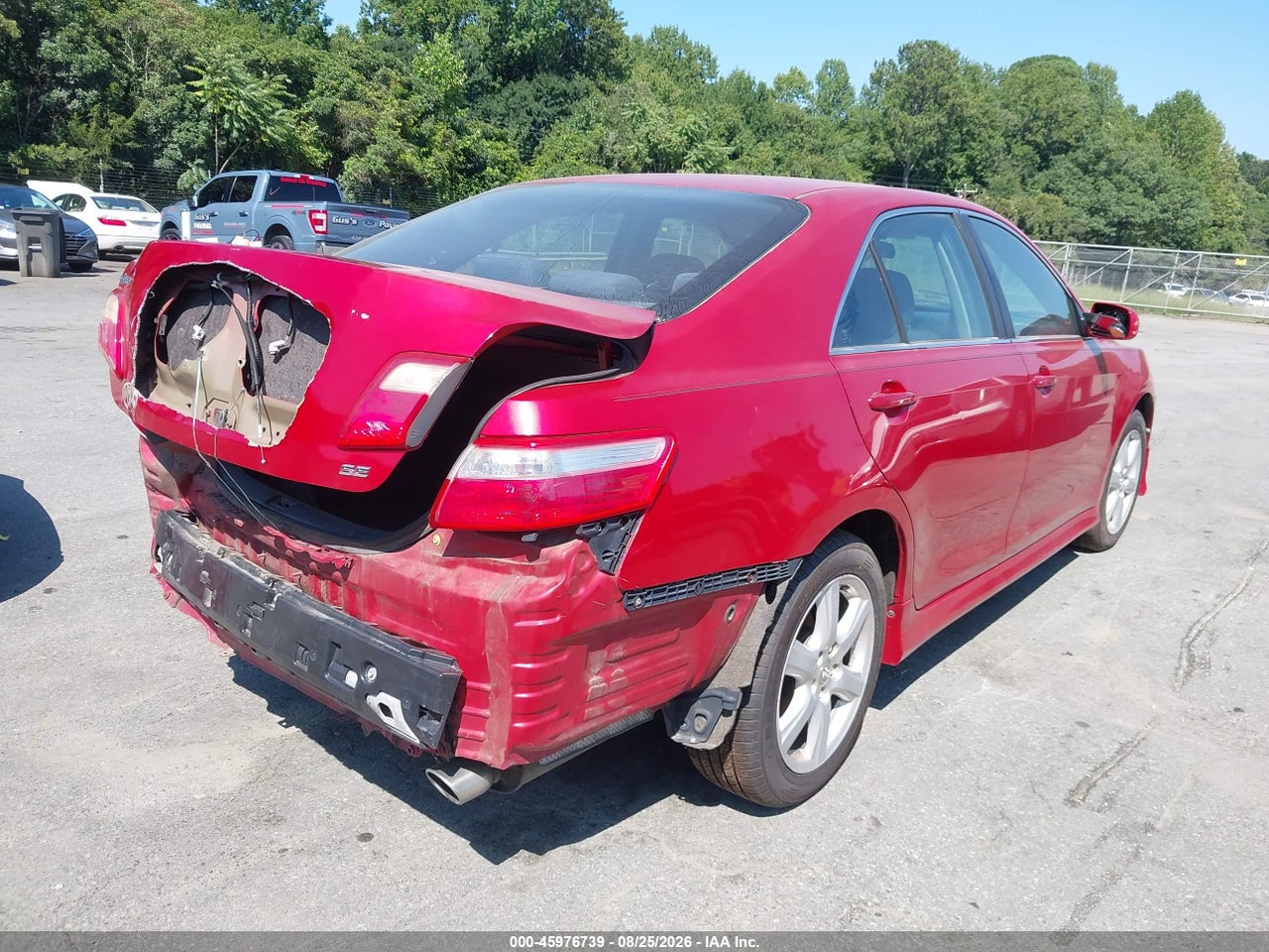 2009 TOYOTA CAMRY SE · 4/11