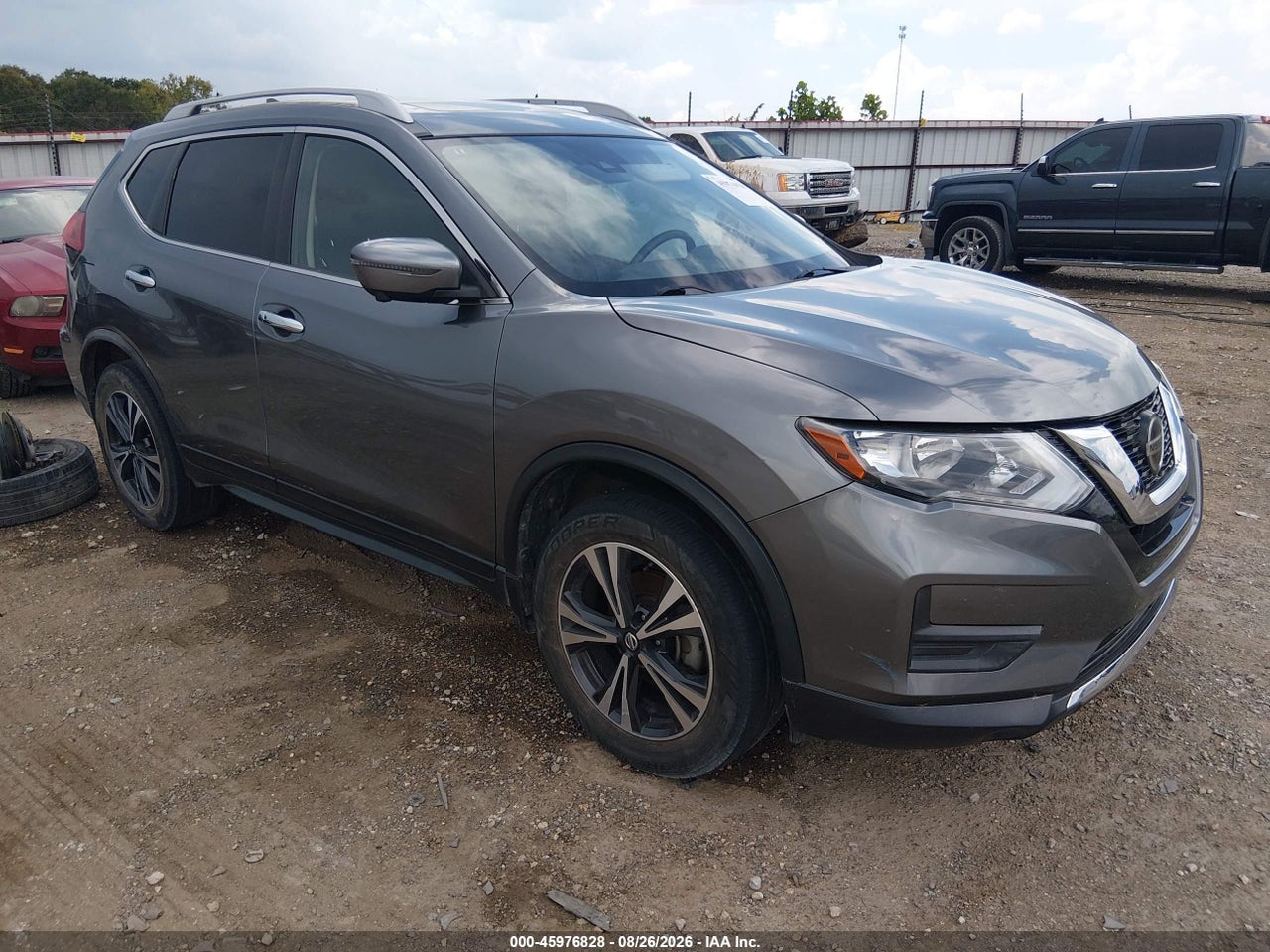 2019 NISSAN ROGUE SV · 1/10