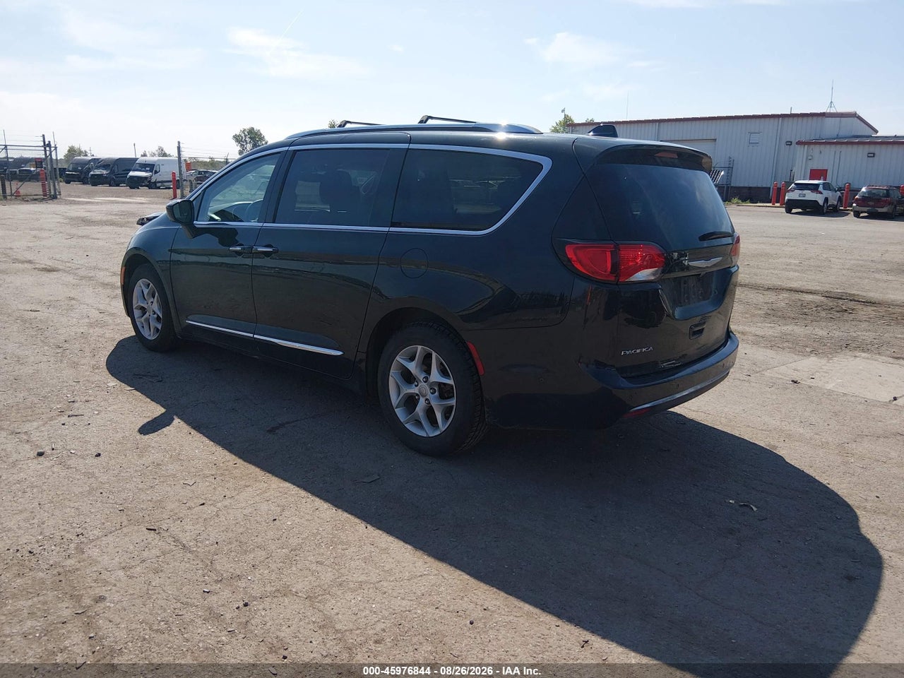 2017 CHRYSLER PACIFICA TOURING-L PLUS · 3/11
