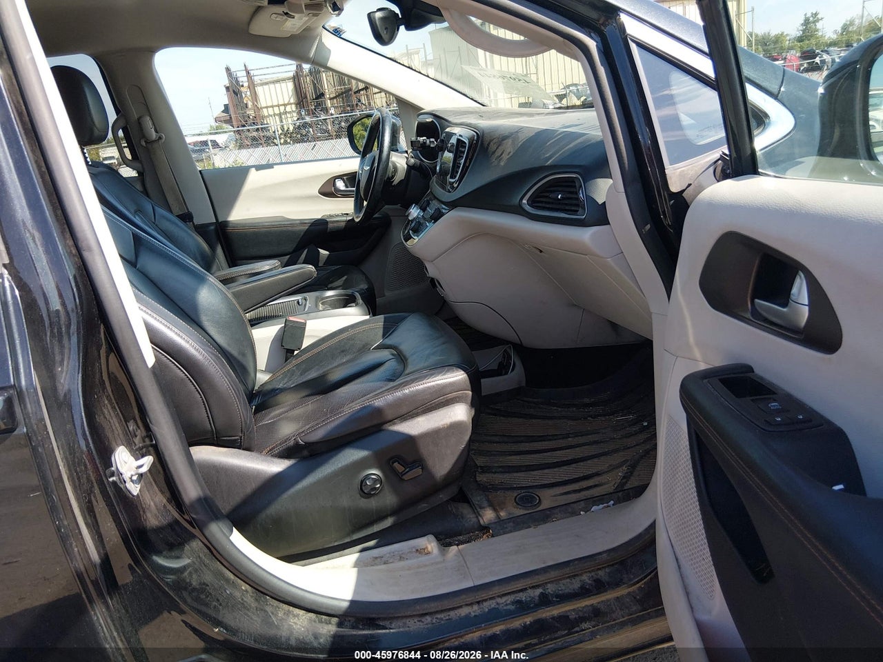 2017 CHRYSLER PACIFICA TOURING-L PLUS · 5/11