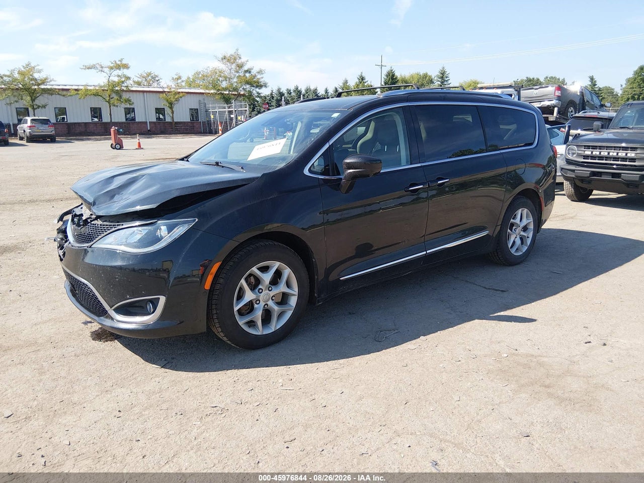 2017 CHRYSLER PACIFICA TOURING-L PLUS · 2/11