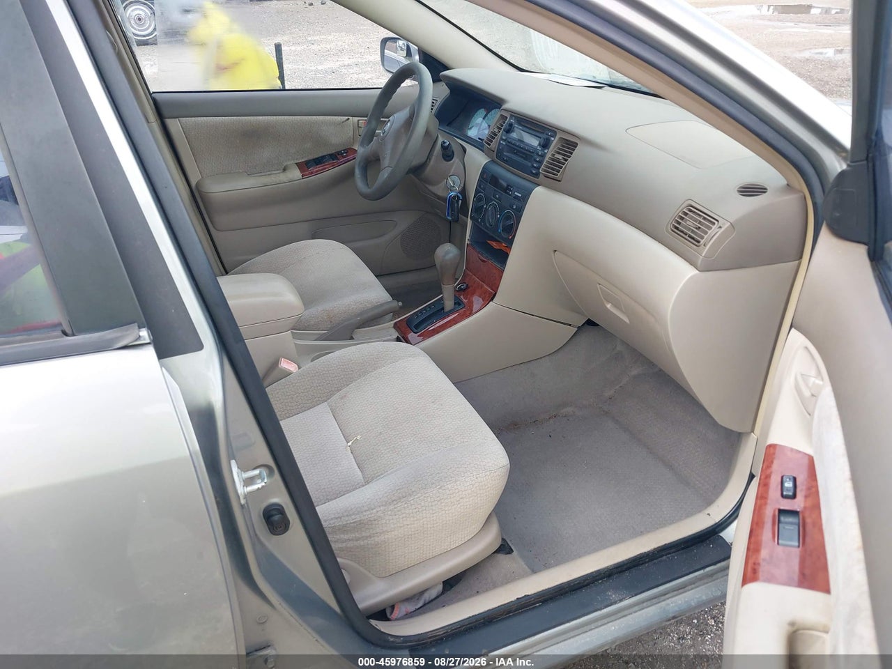2004 TOYOTA COROLLA LE · 5/11