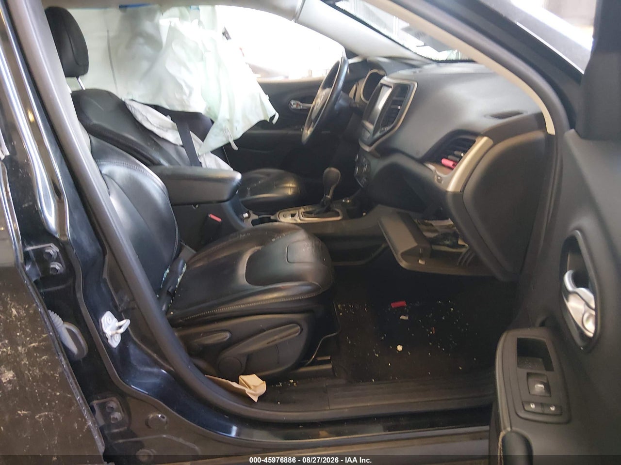 2015 JEEP CHEROKEE LATITUDE · 5/10