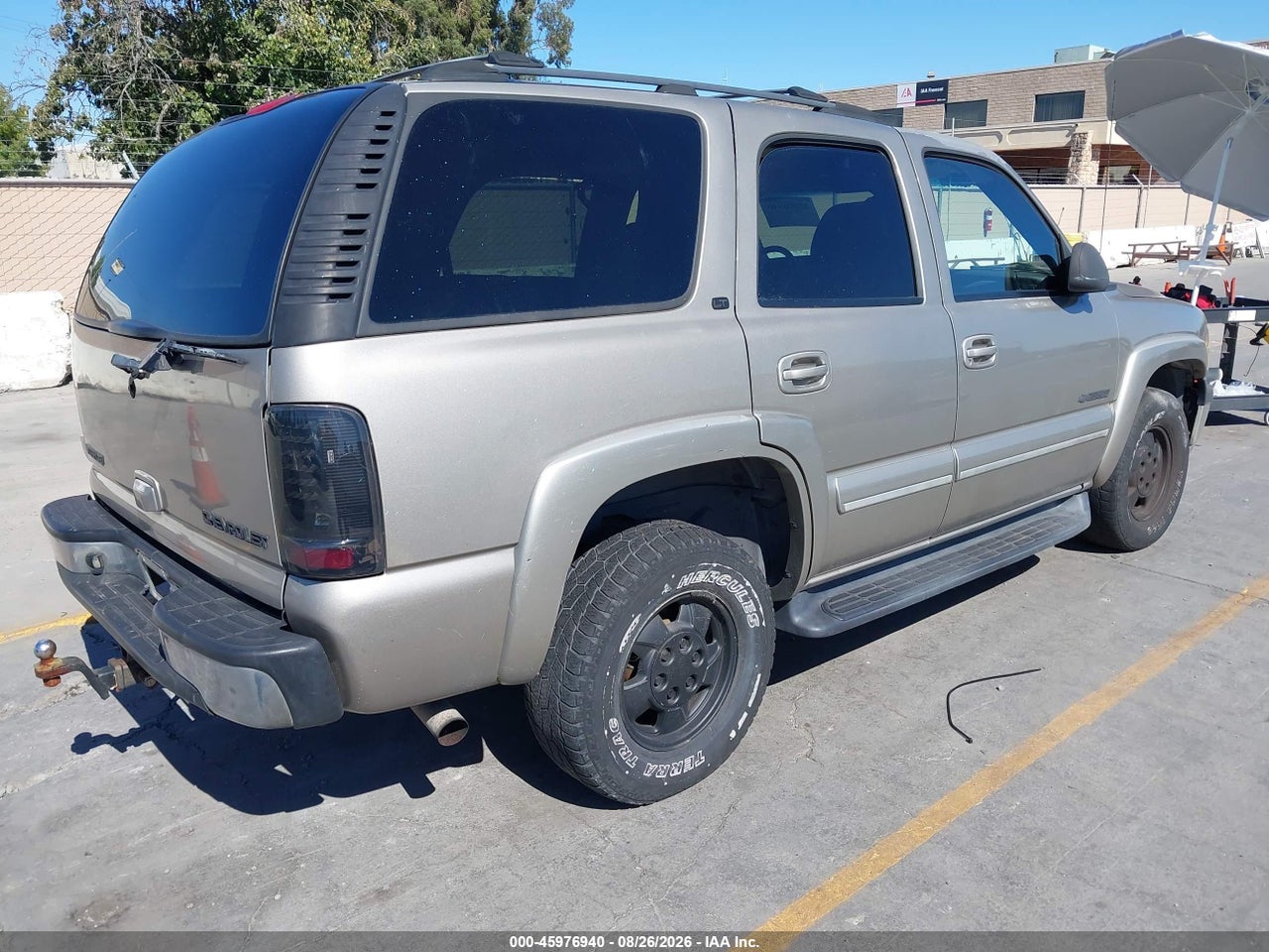 2002 CHEVROLET TAHOE LT · 4/11