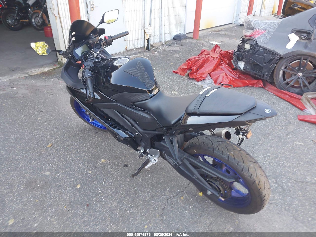 2021 YAMAHA YZFR3 A · 3/11