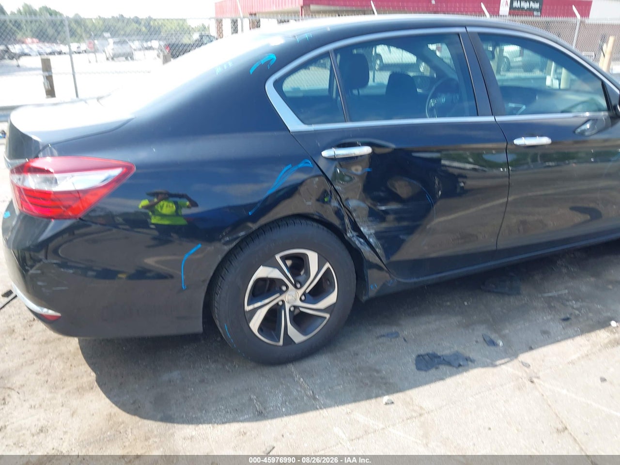 2016 HONDA ACCORD LX · 6/11