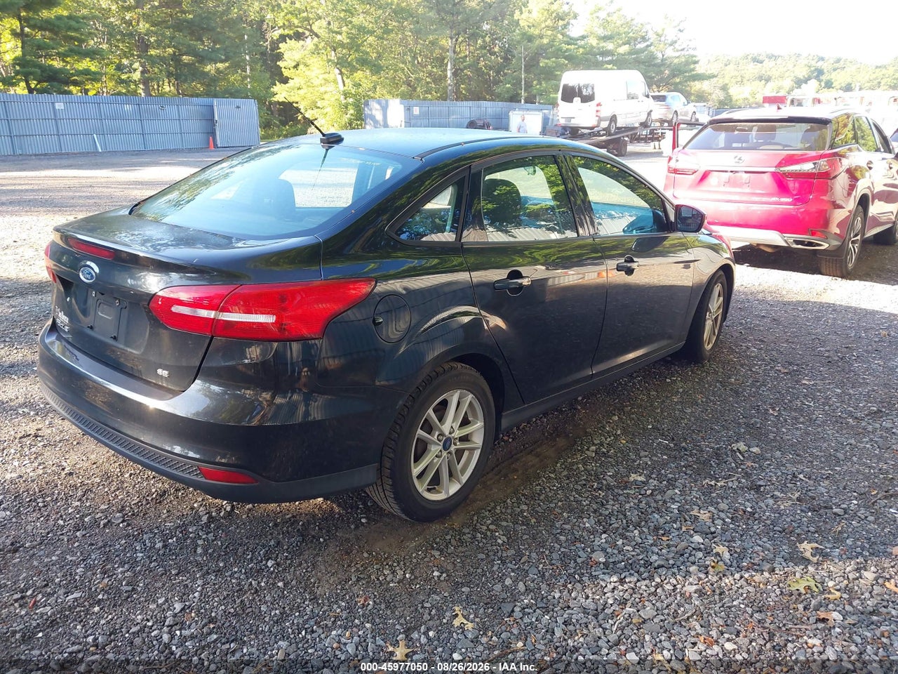 2015 FORD FOCUS SE · 4/11