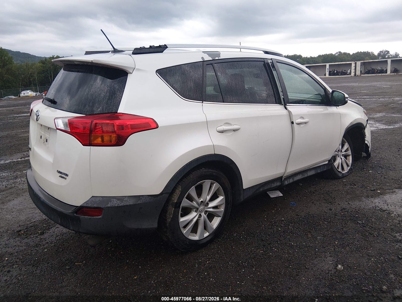 2013 TOYOTA RAV4 LIMITED · 4/11