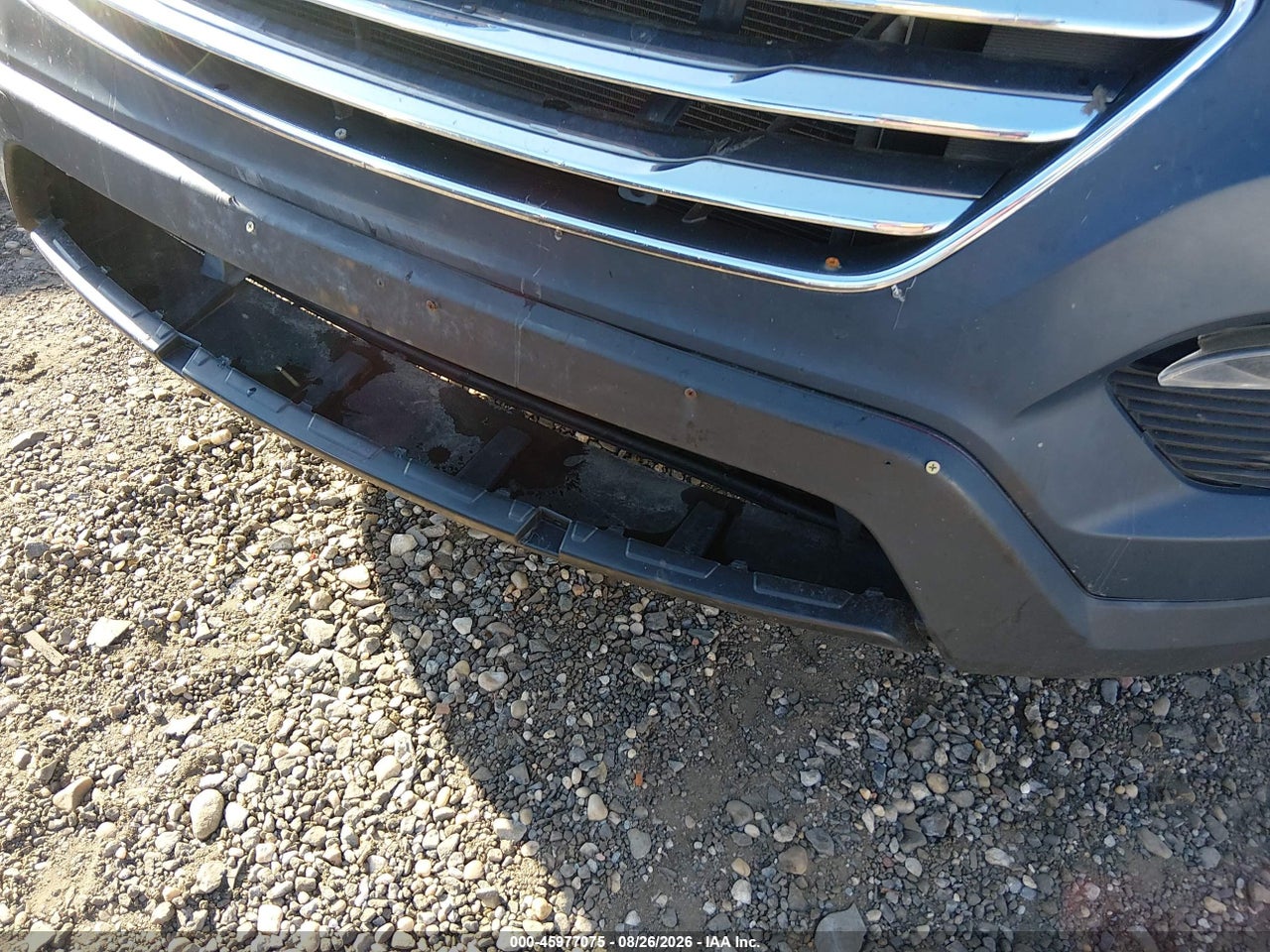 2016 HYUNDAI SANTA FE SE · 6/10