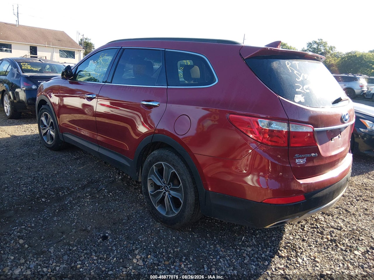 2016 HYUNDAI SANTA FE SE · 3/10