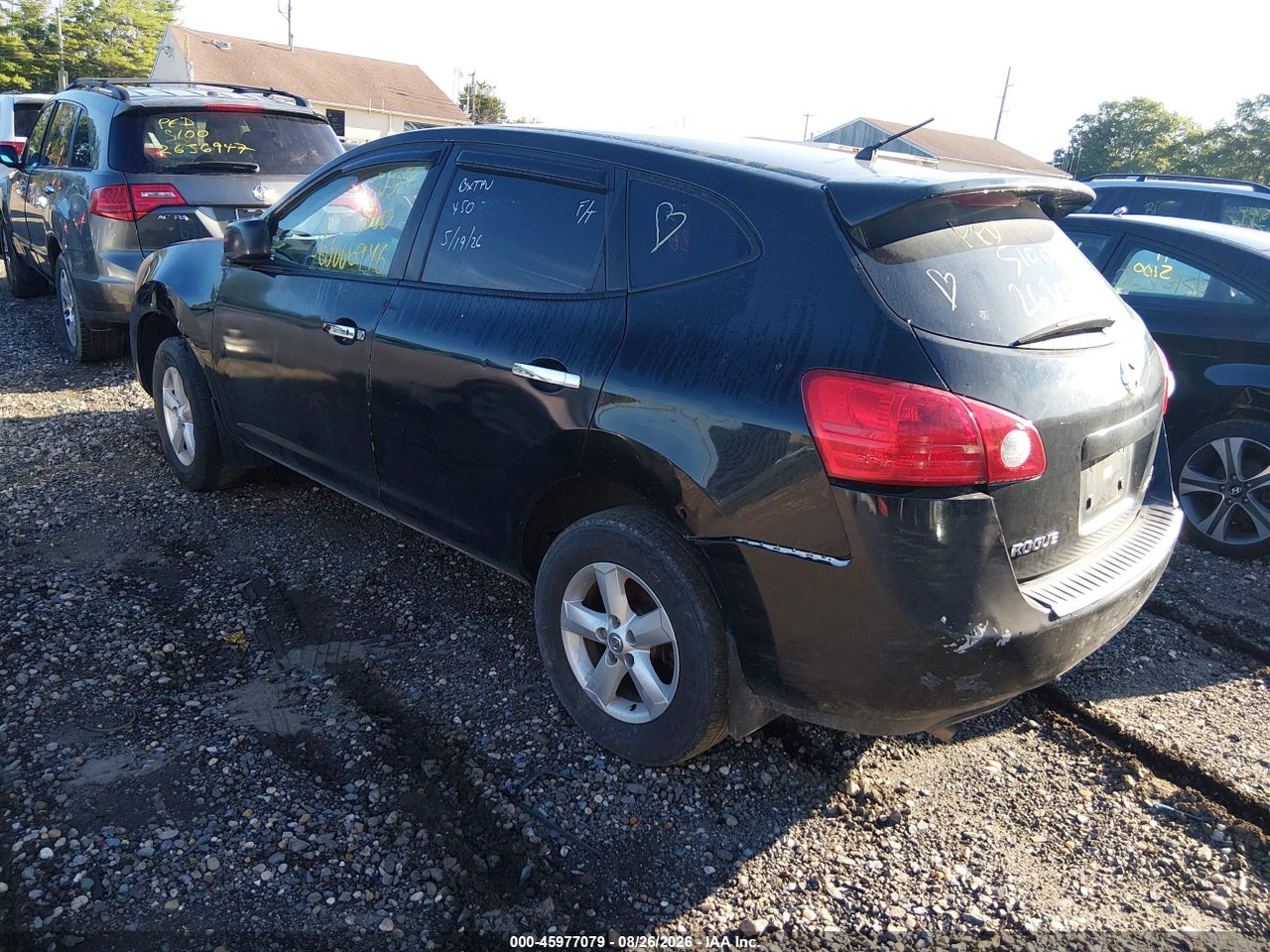 2010 NISSAN ROGUE S · 3/10