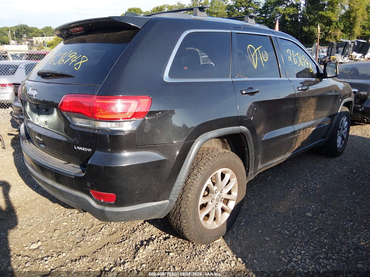 2015 JEEP GRAND CHEROKEE LAREDO · 4/10