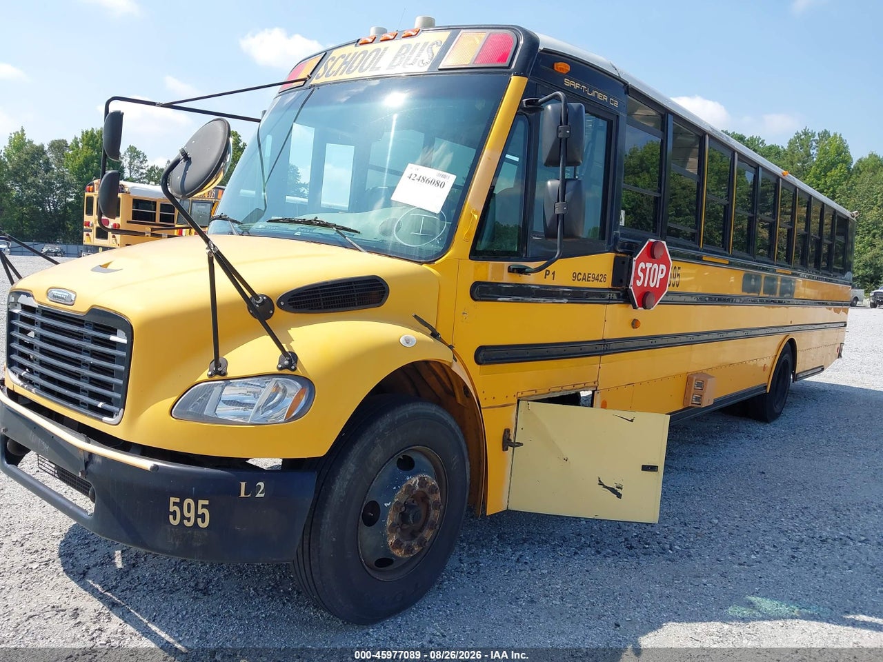 2009 FREIGHTLINER CHASSIS B2B · 2/11
