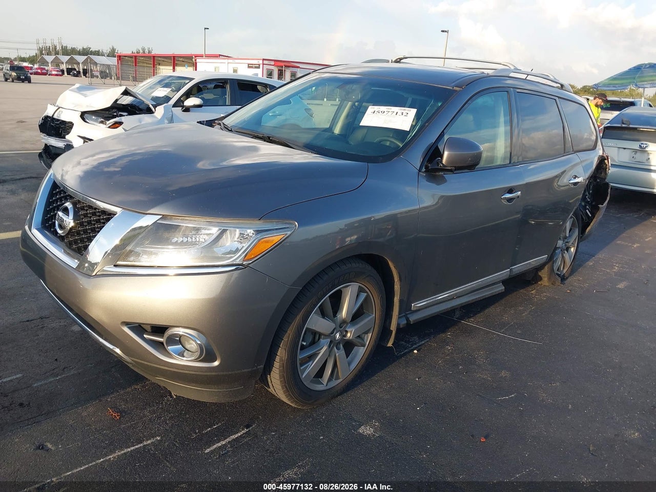 2015 NISSAN PATHFINDER PLATINUM · 2/11