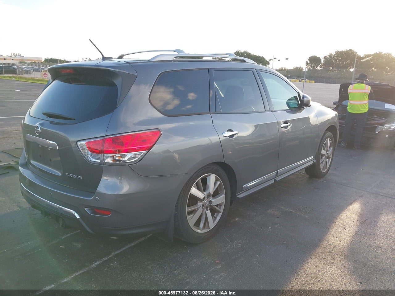 2015 NISSAN PATHFINDER PLATINUM · 4/11