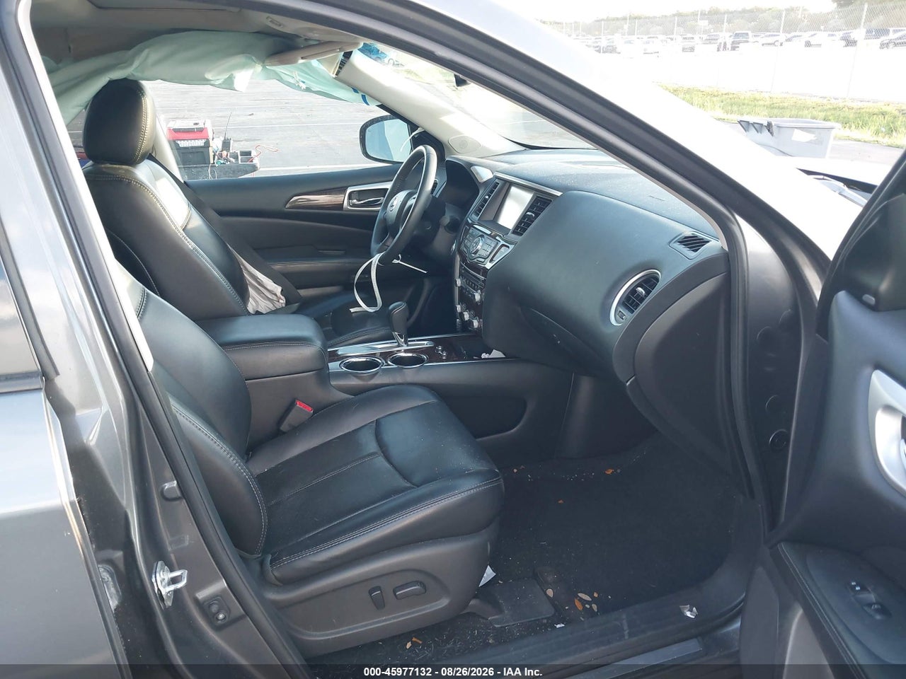 2015 NISSAN PATHFINDER PLATINUM · 5/11
