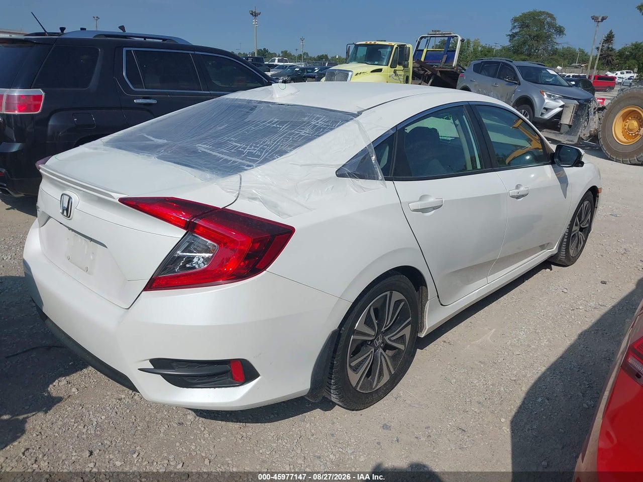 2017 HONDA CIVIC EX-T · 4/11