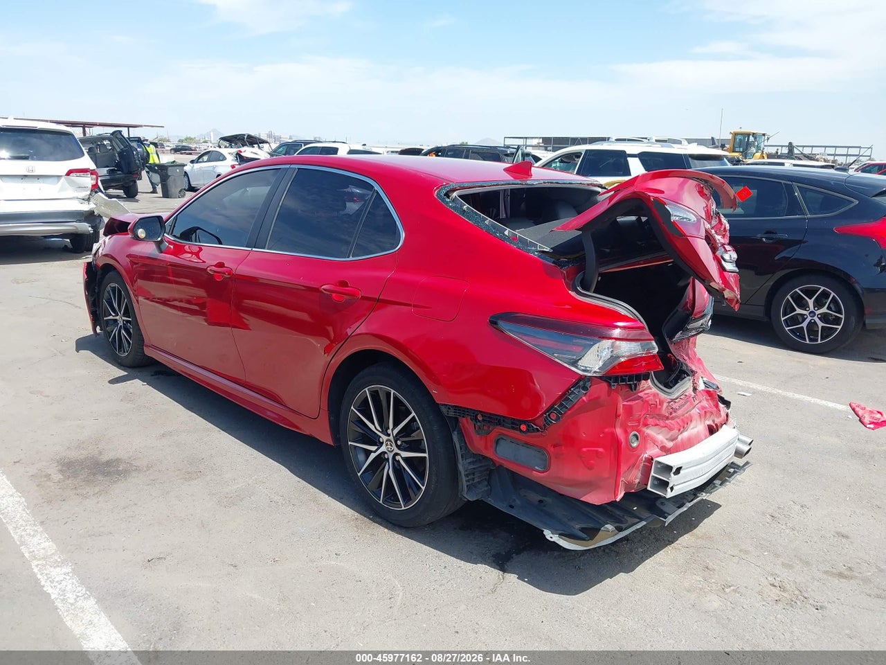 2021 TOYOTA CAMRY SE · 3/11