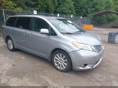 2016 TOYOTA SIENNA XLE 7 PASSENGER
