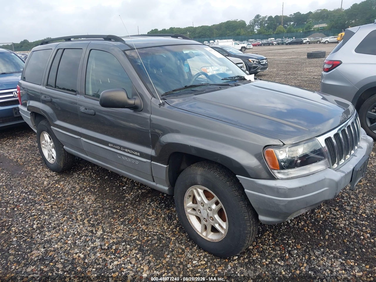 2002 JEEP GRAND CHEROKEE LAREDO