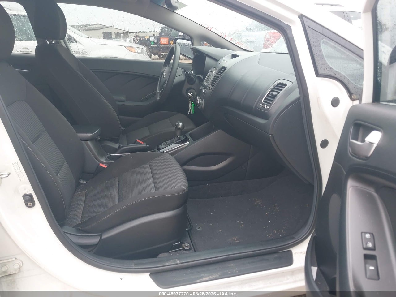2017 KIA FORTE LX · 5/11