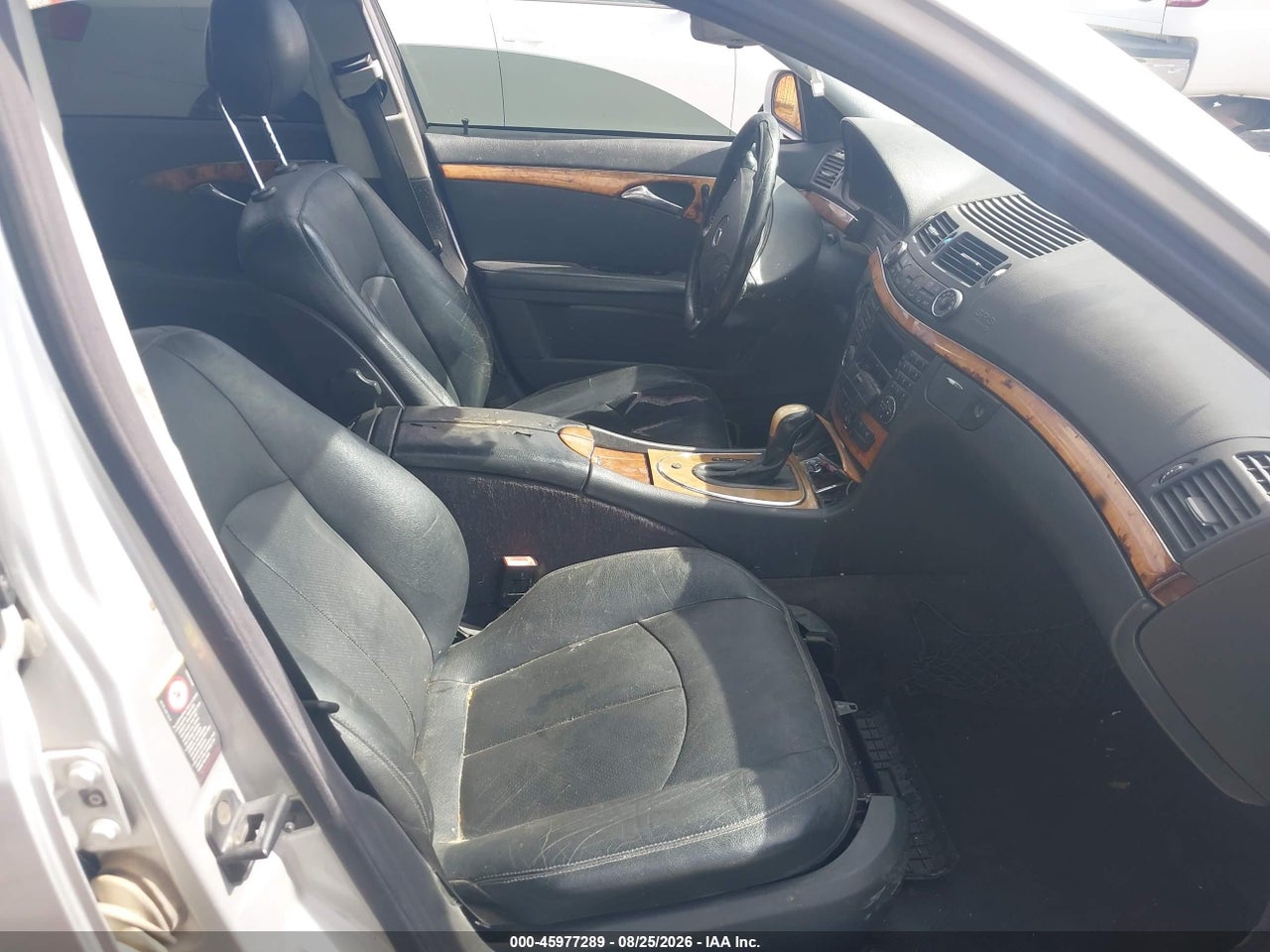 2003 MERCEDES-BENZ E 320 · 5/11