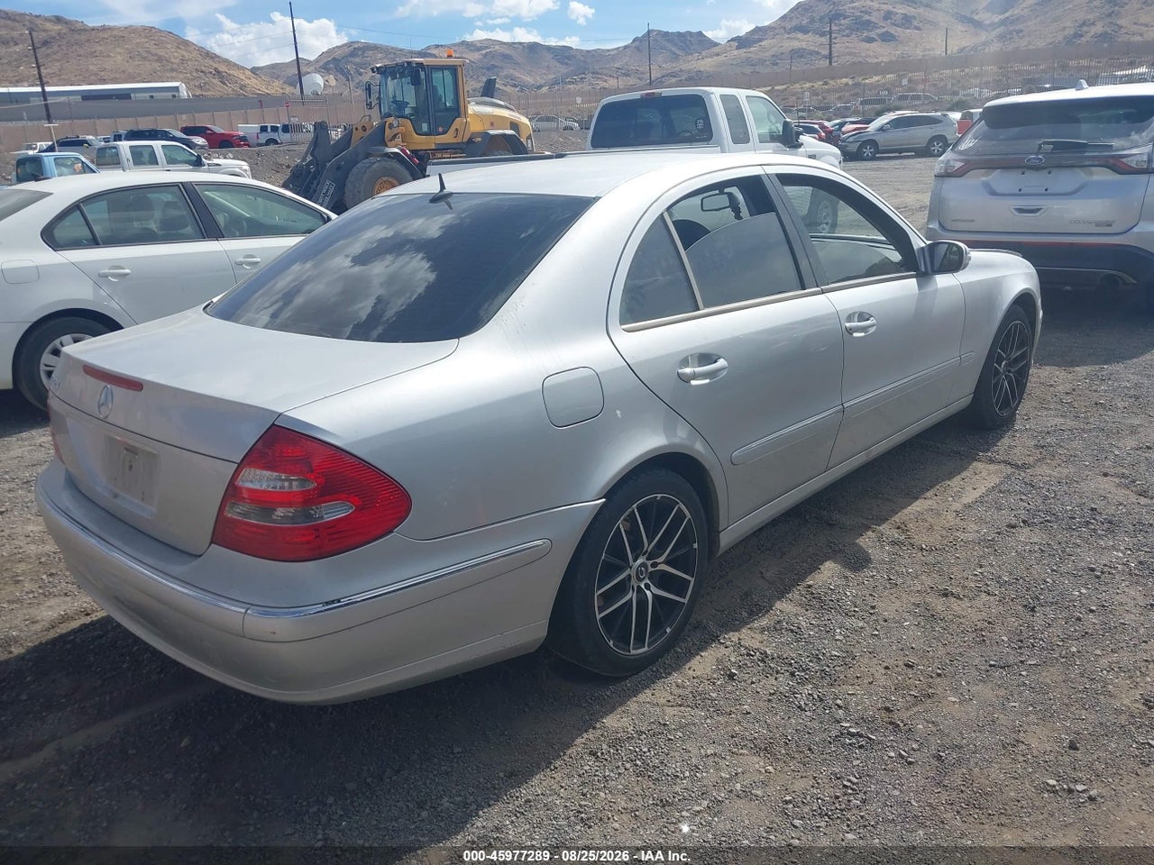 2003 MERCEDES-BENZ E 320 · 4/11