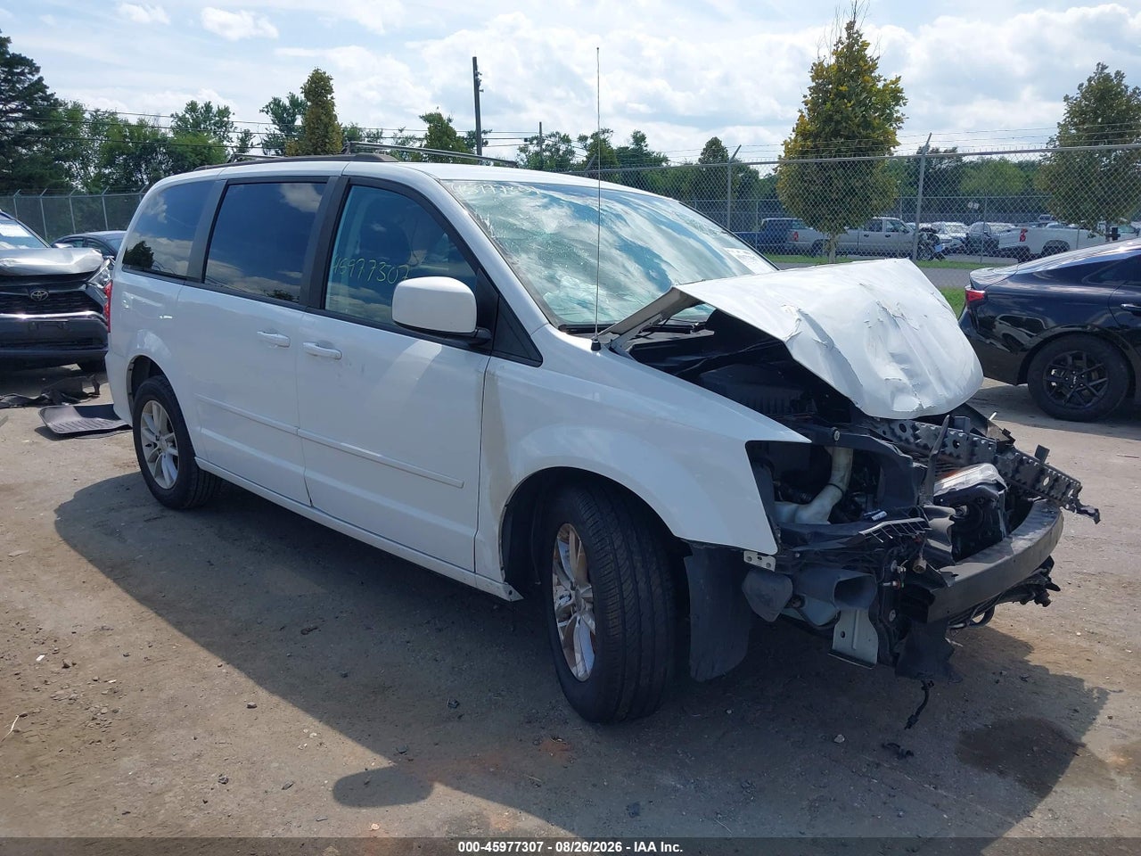 2C4RDGCG0GR****** · 2016 DODGE GRAND CARAVAN SXT