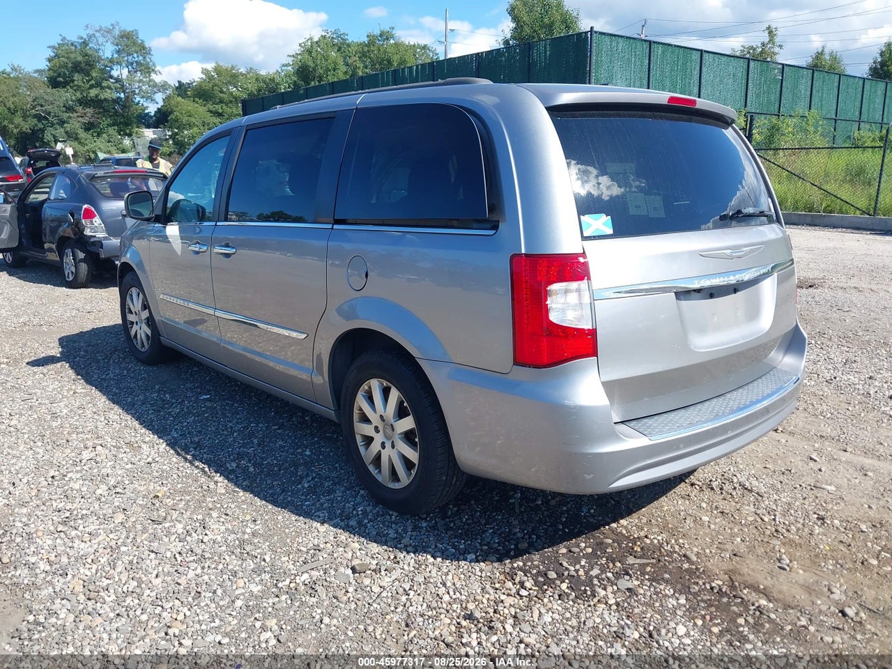 2016 CHRYSLER TOWN &amp; COUNTRY TOURING · 3/11