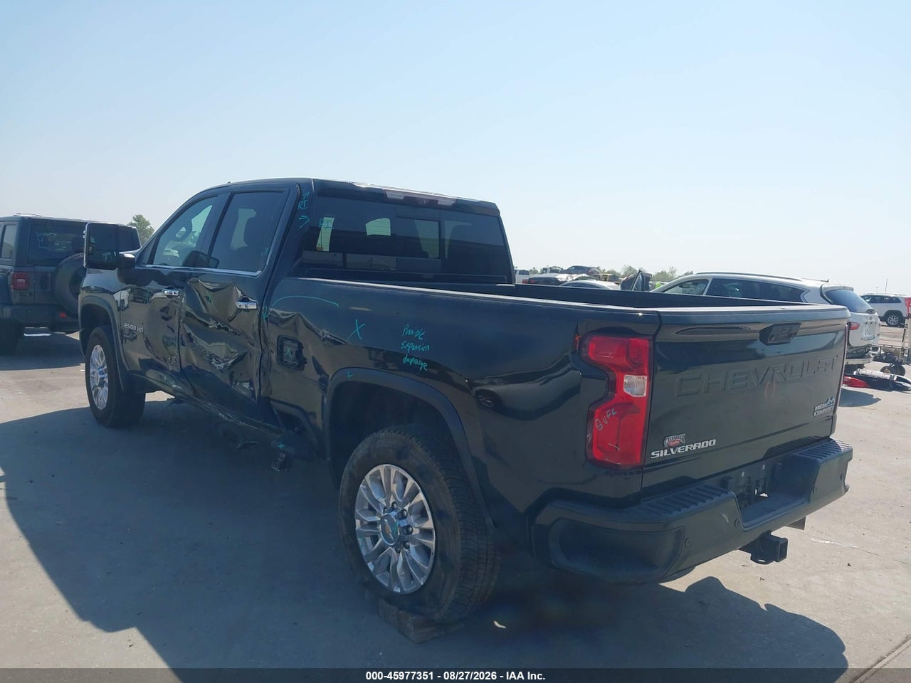 2021 CHEVROLET SILVERADO 2500HD 4WD  STANDARD BED HIGH COUNTRY · 3/11