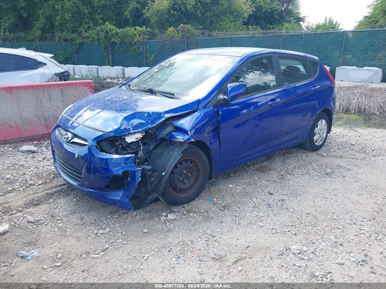 2013 HYUNDAI ACCENT GS · 2/11