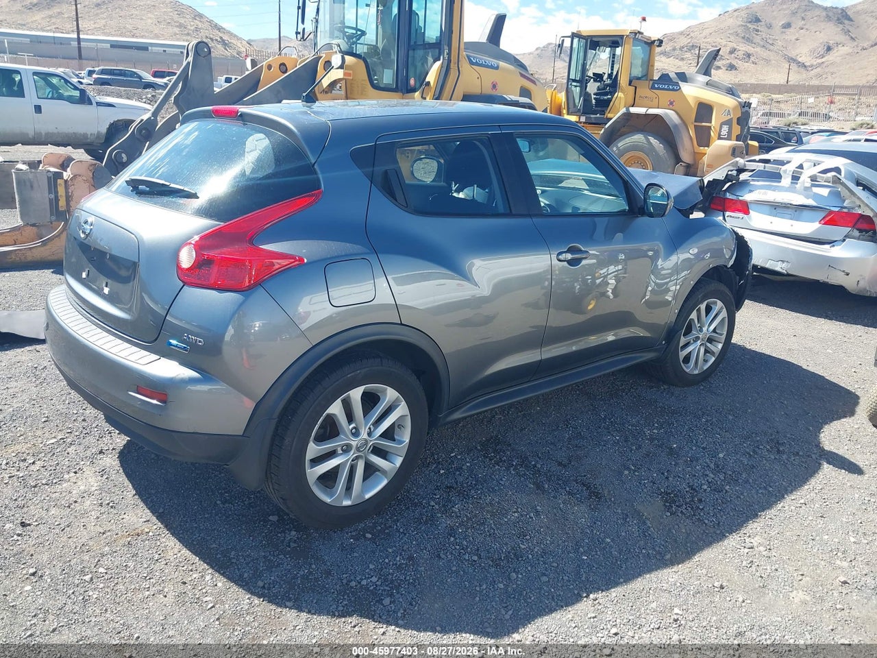 2012 NISSAN JUKE S · 4/11