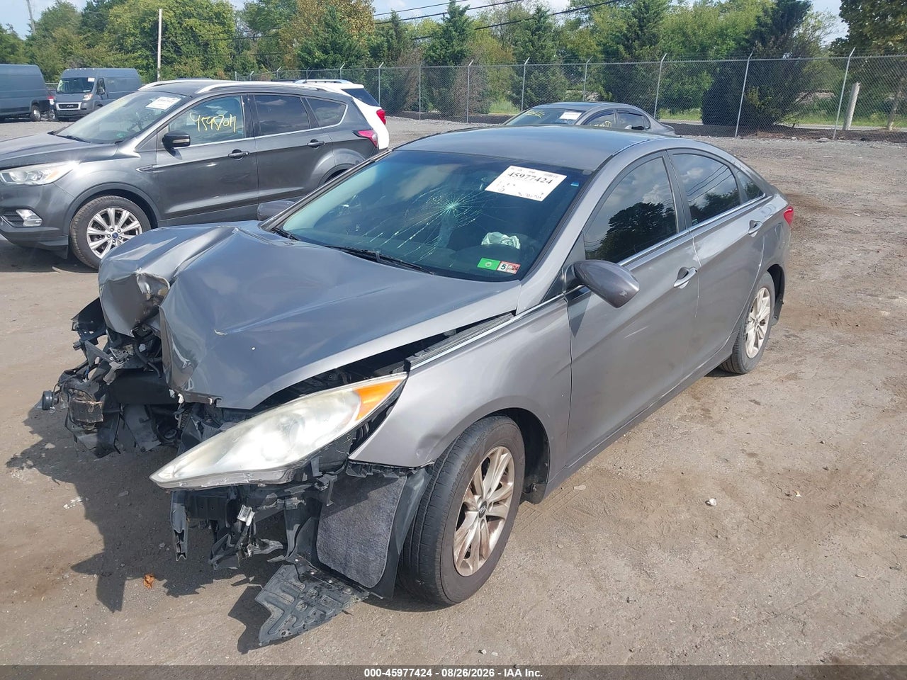 2012 HYUNDAI SONATA GLS · 2/10