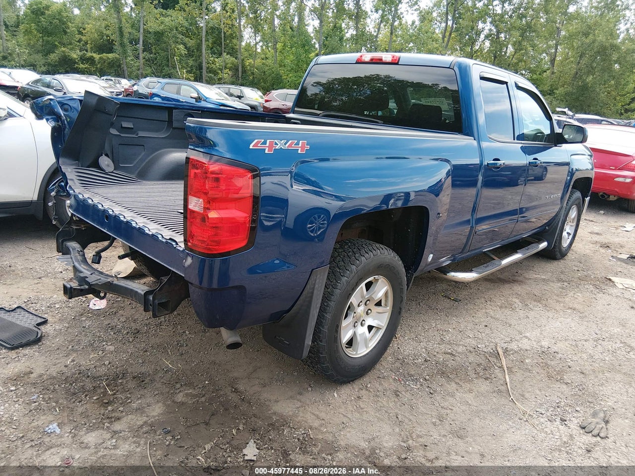 2015 CHEVROLET SILVERADO 1500 1LT · 4/11