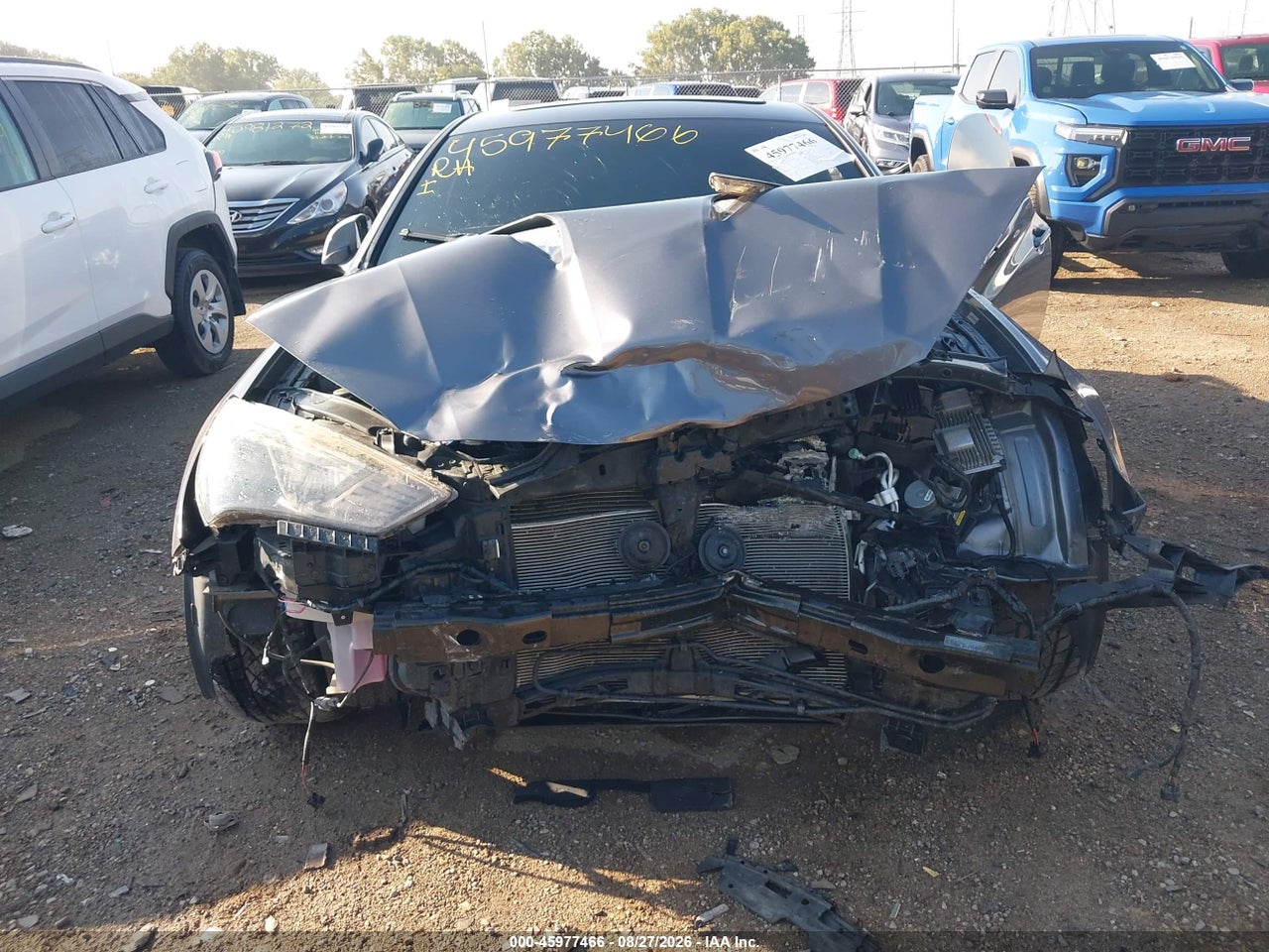 2013 HYUNDAI GENESIS 3.8 TRACK · 6/10
