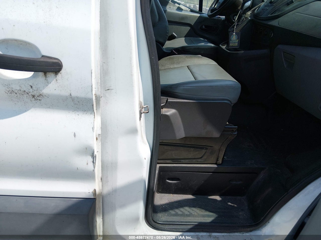 2017 FORD TRANSIT-150 · 5/8